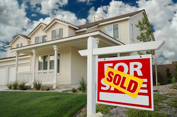 Real Estate Sales, Moving Out, And Junk Hauling